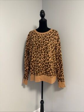 Amazon Essentials Leopard Print Pullover Sweatshirt - Camel & Dark Brown